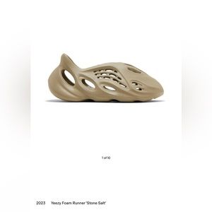 2023 foam runner stone salt